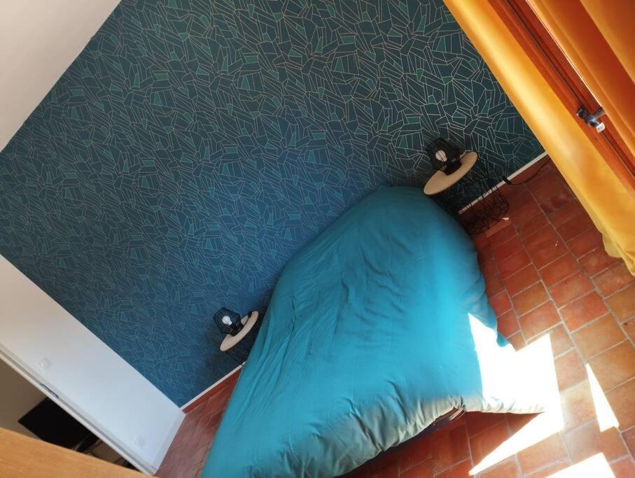 Appartement Dans Village Calme A 5 Min Des Lacs Mathaux Exterior photo